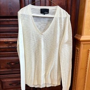 Cream Lightweight V-Neck Sweater with Long Sleeves